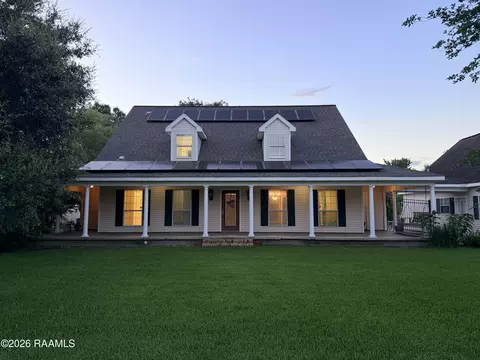 504 Landview Dr, New Iberia, LA 70563