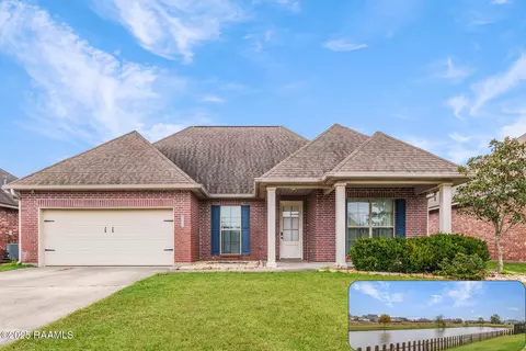 114 Still Waters Rd, Broussard, LA 70518