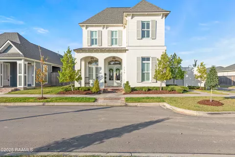 339 Bozeman Trl, Scott, LA 70583