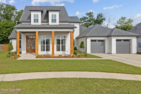 209 Stoney Shadow Dr, Lafayette, LA 70508
