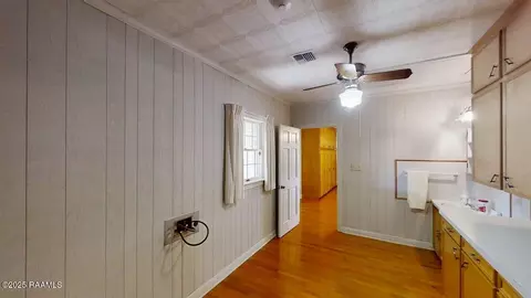 Entry Way - 112 Abshire Dr, Kaplan, LA 70548 photo 1 of 2