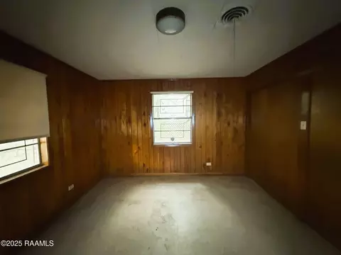 Bedroom - 450 E Vine Ave, Eunice, LA 70535 photo 3 of 6