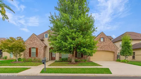 107 S Montauban Dr, Lafayette, LA 70507