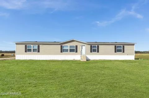 692 Tom Schexnayder Rd, Opelousas, LA 70570