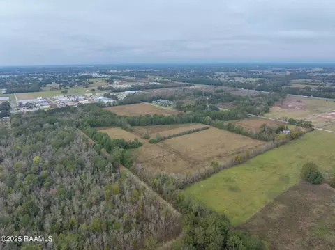 View/Area - 2501 W Willow St, Scott, LA 70583 photo 3 of 8