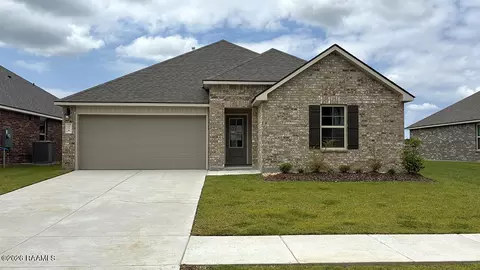 338 White Pine Dr, Lafayette, LA 70501