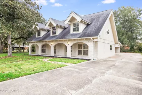 213 Miller St, Lafayette, LA 70503
