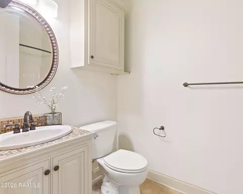 Bath - 108 Epinal Dr, Lafayette, LA 70507 photo 7 of 7