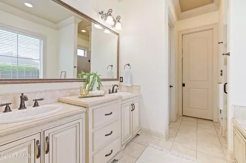 Bath - 108 Epinal Dr, Lafayette, LA 70507 photo 1 of 7