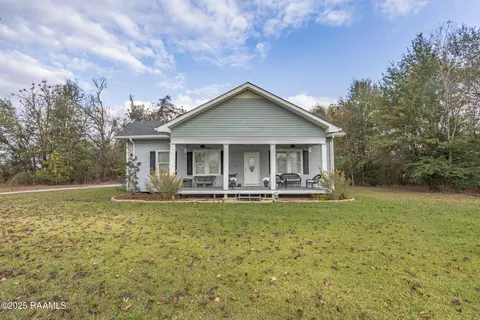 2814 W Willow St, Scott, LA 70583
