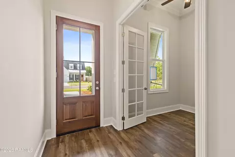 Entry Way - 107 Hamilton Parc Way, Lafayette, LA 70508 photo 2 of 7