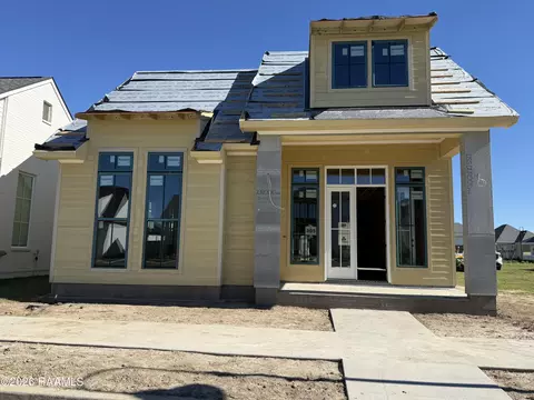 305 Oceans Blvd, Youngsville, LA 70592