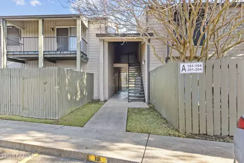 220 Doucet Rd #203A, Lafayette, LA 70503