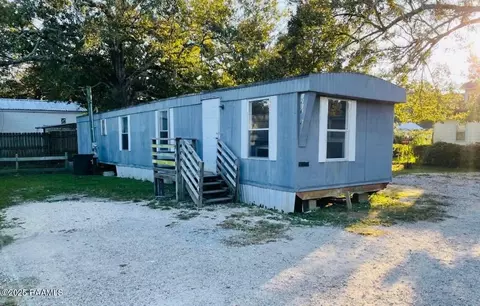 1216 Victoria St, Scott, LA 70583