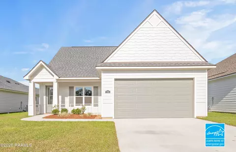 204 Central Village Way, Youngsville, LA 70592
