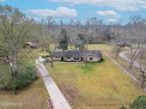 304 Saint John Ave, Opelousas, LA 70570
