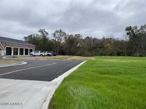 6706 Ambassador Caffrey Pkwy, Broussard, LA 70518