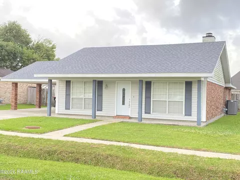 306 Burlington Ave, Broussard, LA 70518