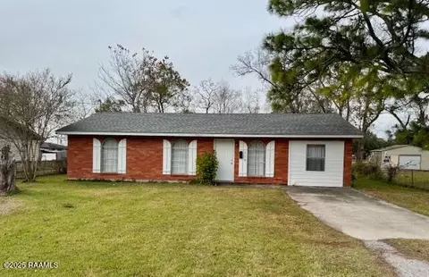 719 Wattigny St, Jeanerette, LA 70544