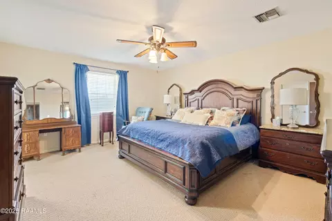 Bedroom - 408 Beth Dr, Franklin, LA 70538 photo 2 of 2