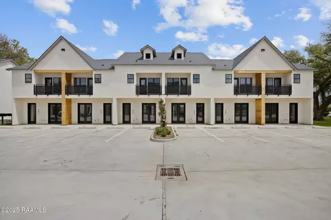 1510 Kaliste Saloom Rd #302, Lafayette, LA 70508