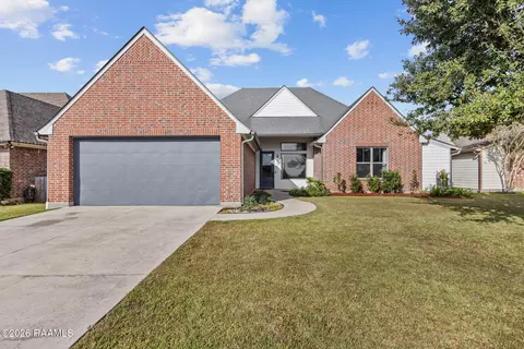 203 Cane Creek Dr, Broussard, LA 70518