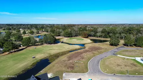 130 Wateredge Cir, Carencro, LA 70520