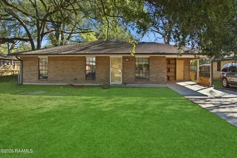 304 Rampart St, Carencro, LA 70520