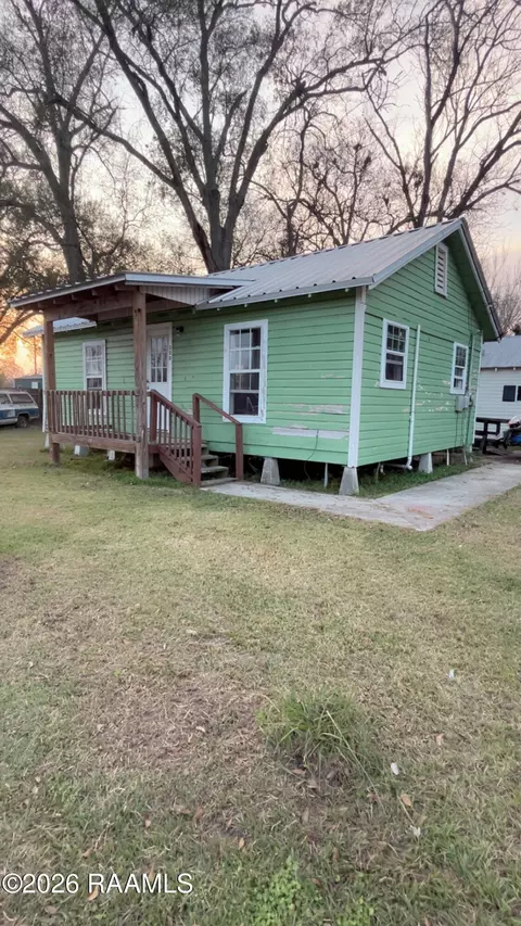 320 Sunnyside Ln, Lafayette, LA 70501