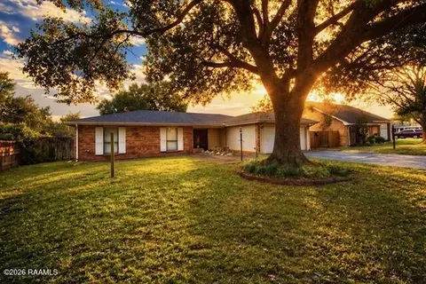 104 Eva Dr, Lafayette, LA 70508