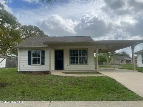 704 Hellen St, Lafayette, LA 70501