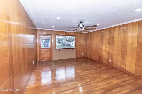 Living - 411 N 9th St, Eunice, LA 70535 photo 1 of 2