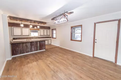 Other - 411 N 9th St, Eunice, LA 70535 photo 2 of 8