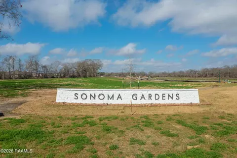 106 Castle Vine Way, Lafayette, LA 70508