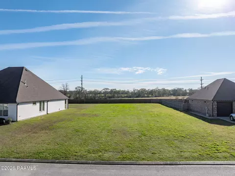 118 Snapping Ln, Broussard, LA 70518