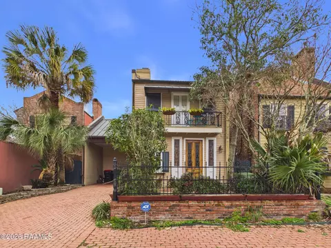 13 Shadows Dr, Lafayette, LA 70508