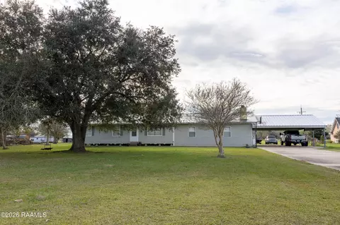1049 Pousson Rd, Egan, LA 70531