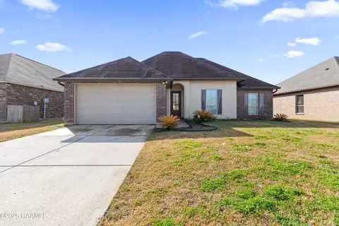 103 Picket Ln, Rayne, LA 70578