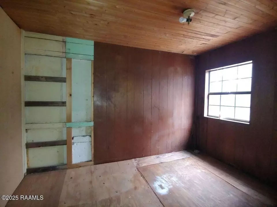 Bedroom - 612 Ashton St, New Iberia, LA 70563 photo 3 of 3
