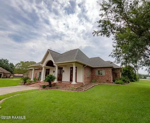 Exterior - 99 University Pl, Eunice, LA 70535 photo 4 of 8