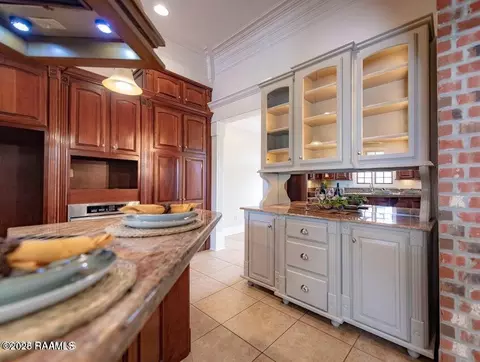 Kitchen - 99 University Pl, Eunice, LA 70535 photo 2 of 3