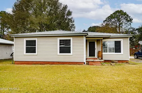 1716 Short Weeks St, New Iberia, LA 70560