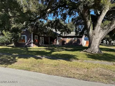 402 N Irving Ave, Kaplan, LA 70548 photo 1