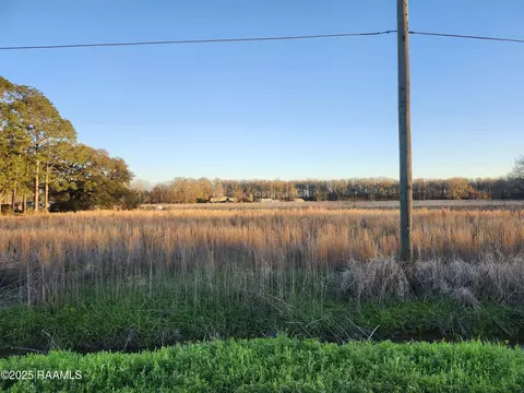 1388 N Portage Hwy, Arnaudville, LA 70512