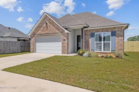 208 Durke Rd, Lafayette, LA 70508