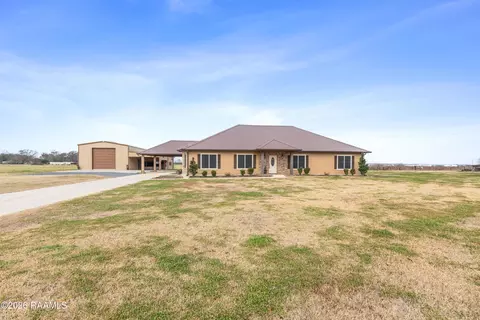 8713 Hwy 105, Krotz Springs, LA 70750