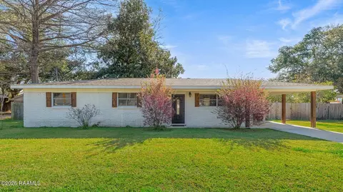 100 Birch Dr, Lafayette, LA 70506