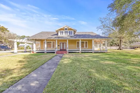 420 Berard St, Breaux Bridge, LA 70517
