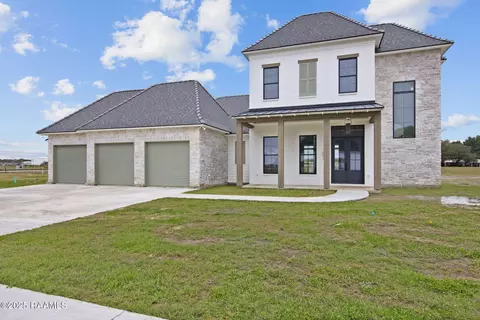 103 Ivy Cottage Dr, Youngsville, LA 70592