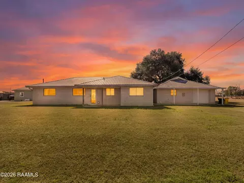 134 Nautical Rd, Carencro, LA 70520